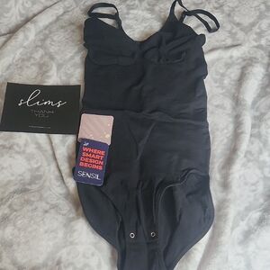 Black Shapewear Bodysuit for Seamless Elegance